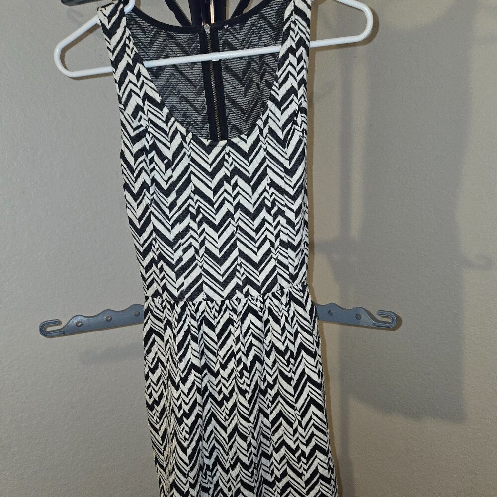 Anthropologie maeve chevron print